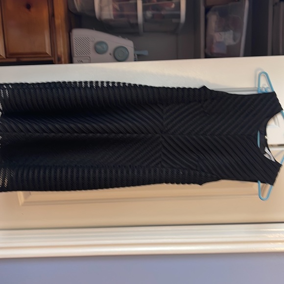 HM black dress - Picture 2 of 5